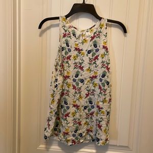 Old Navy sleeveless shirt